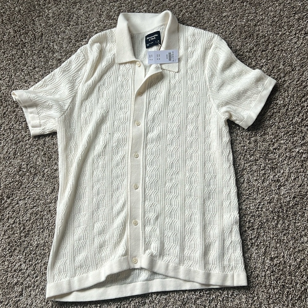 Never worn with tags knit button down shirt